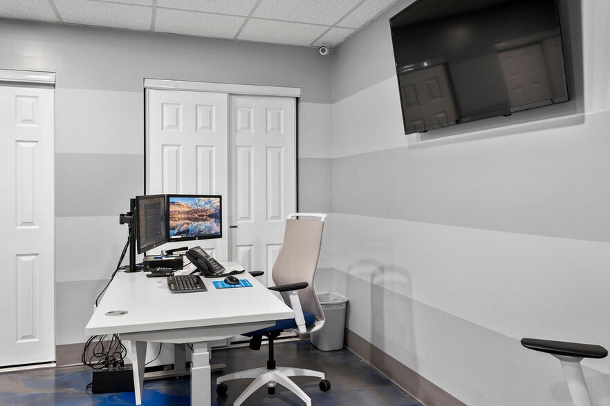 More Photos Of 1801 SE Hillmoor Dr, Port Saint Lucie Medical For Lease