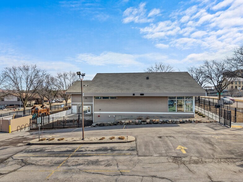 More Photos Of 7610 Mineral Point Rd, Madison Daycare Center For Sale