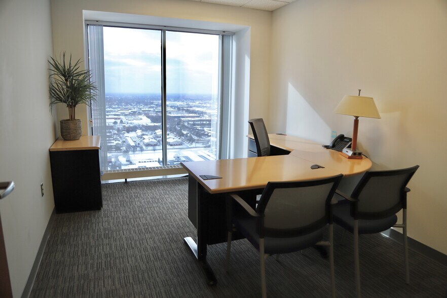 More Photos Of 755 W Big Beaver Rd, Troy Coworking Space