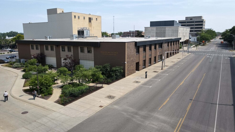 More Photos Of , Lansing Office For Sale