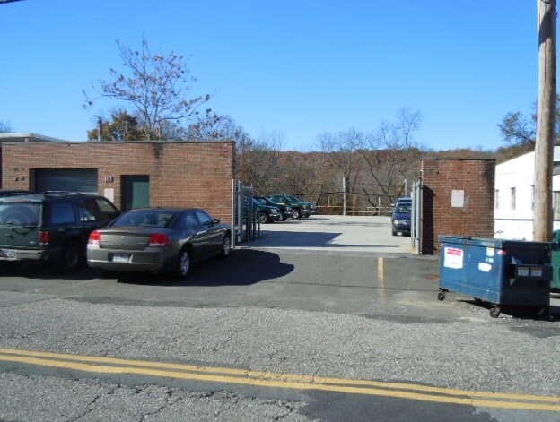 More Photos Of 111 Lafayette Ave, White Plains Warehouse For Lease