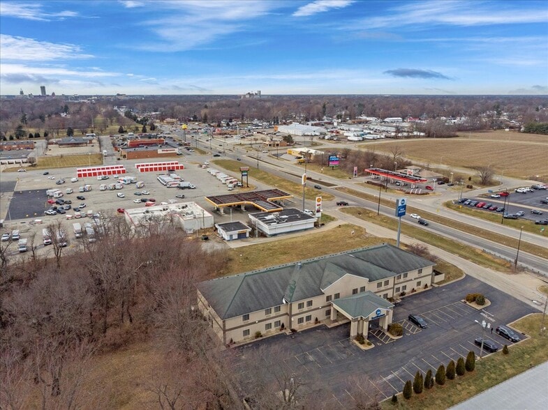 More Photos Of 3440 E Clear Lake Ave, Springfield Hotel For Sale