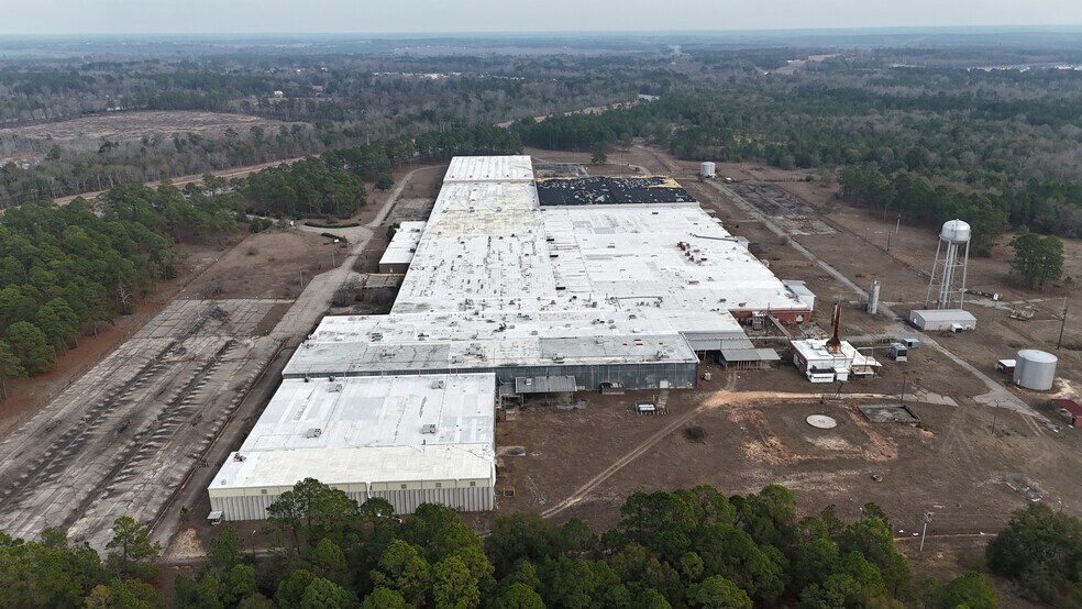 More Photos Of 443 Nathaniel Dr, East Dublin Manufacturing For Sale