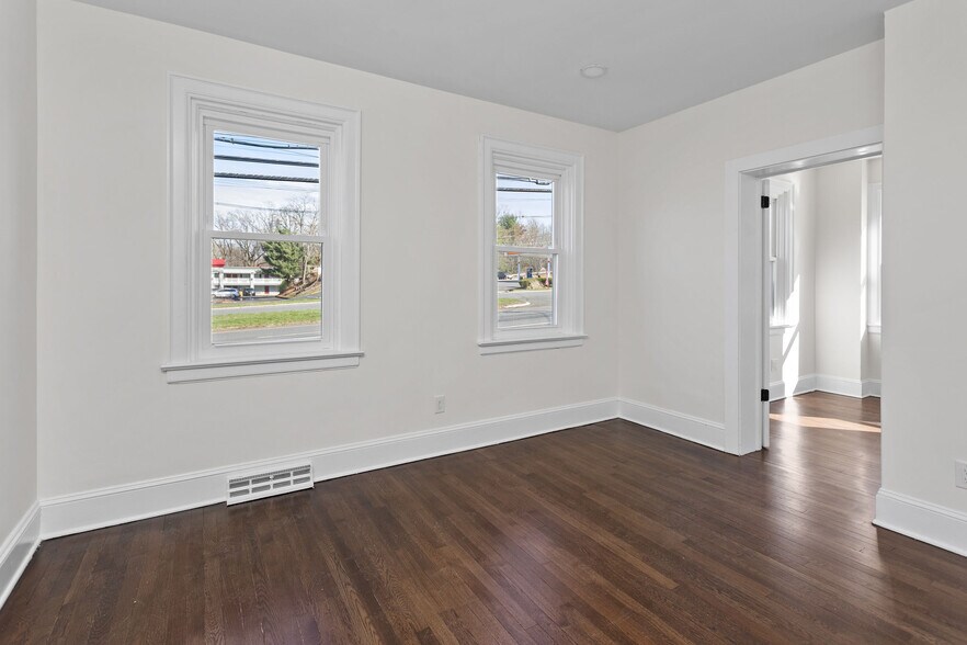 More Photos Of 1060 US Highway 206, Bordentown Medical For Sale