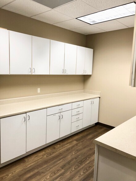 More Photos Of 5925 Farrington Rd, Chapel Hill Office For Lease