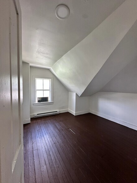 More Photos Of 214-216 W Ridge St, Lansford Apartments For Sale