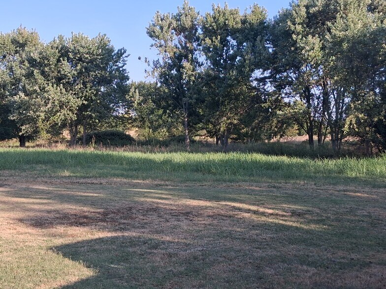 Primary Photo Of 12229 Hammer Rd, Neosho Land For Sale