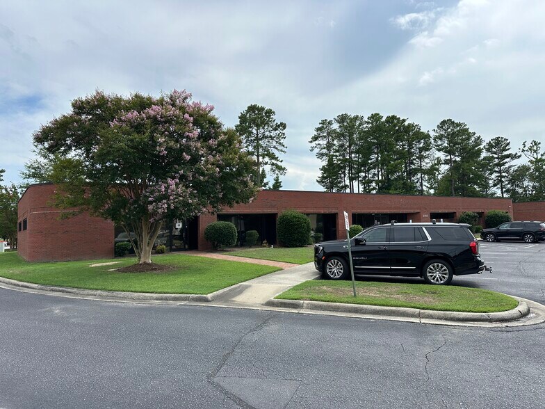 Primary Photo Of 2305 Executive Park W, Greenville Medical For Sale