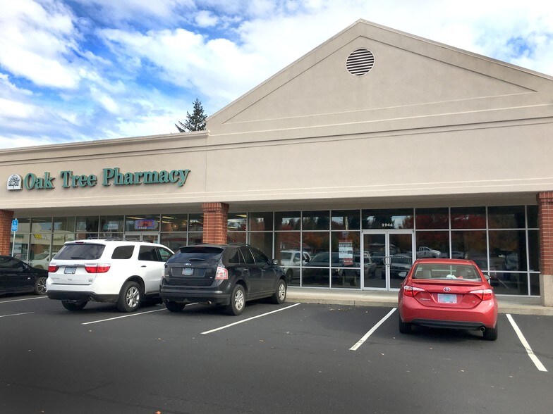 More Photos Of 2910-2970 Commercial St SE, Salem Freestanding For Lease