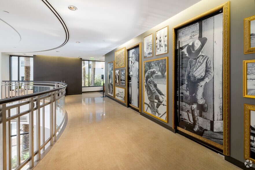 More Photos Of 200 E Van Buren St, Phoenix Office For Lease