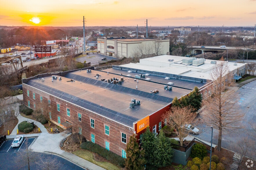 More Photos Of 590 Means St NW, Atlanta Unknown For Lease