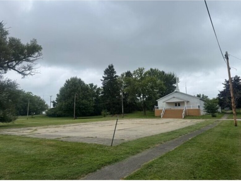 More Photos Of 115 S Pierce St, Crestline Religious Facility For Sale