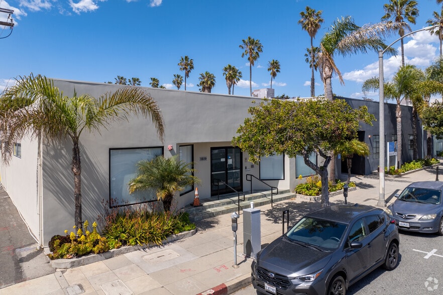 More Photos Of 1819-1823 Colorado Ave, Santa Monica Loft Creative Space For Lease