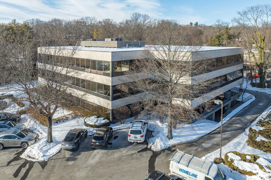 Primary Photo Of 15 Valley Dr, Greenwich Medical For Lease