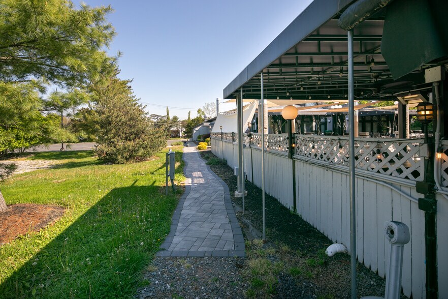 More Photos Of 645 Us Highway 202/206, Bridgewater General Retail For Sale