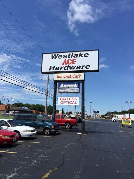More Photos Of 2336-2350 S Campbell Ave, Springfield General Retail For Lease