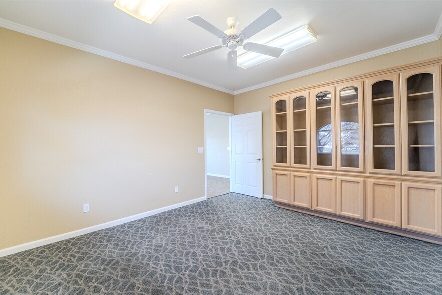 More Photos Of 642 Bridge St, Yuba City Office For Sale