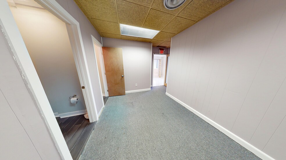 More Photos Of 301 Hoboken Rd, Carlstadt Storefront Retail Office For Lease