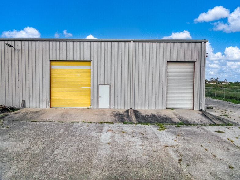 More Photos Of 3680 OLD SR 8, Lake Placid Industrial For Sale