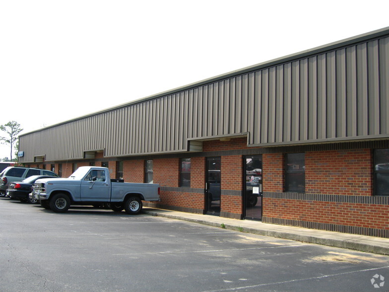 More Photos Of 130 Centrum Dr, Irmo Flex For Lease