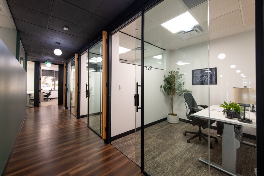 More Photos Of 5680 Greenwood Plaza, Greenwood Village Office For Sale