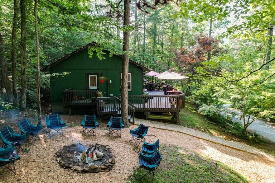 More Photos Of 38 Camp Ultima Blvd, Franklin Hospitality For Sale