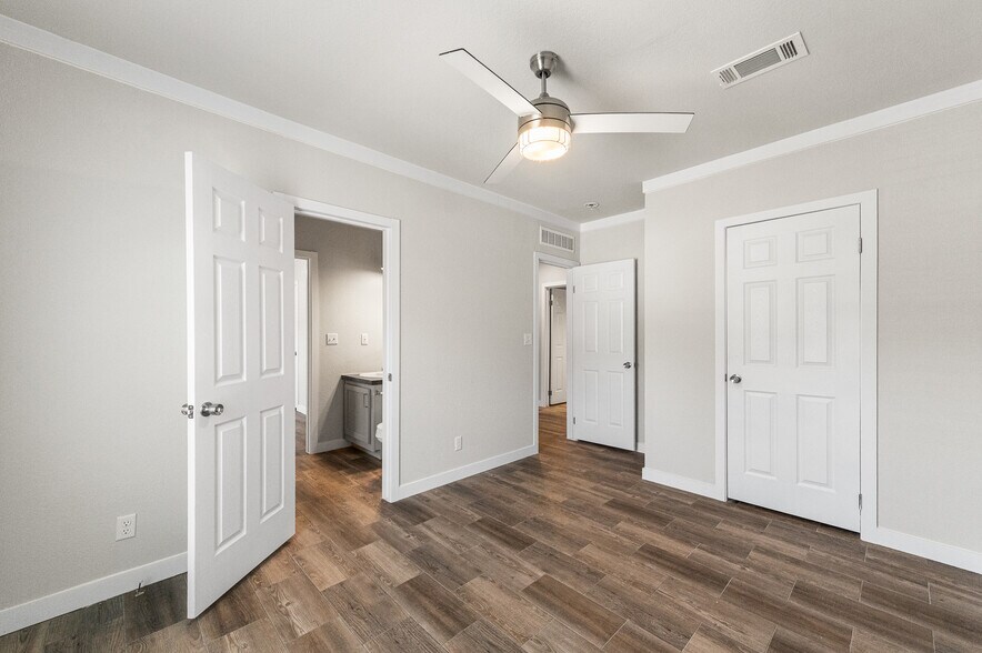 More Photos Of 9130 Rebecca Creek Rd, Spring Branch Specialty For Sale