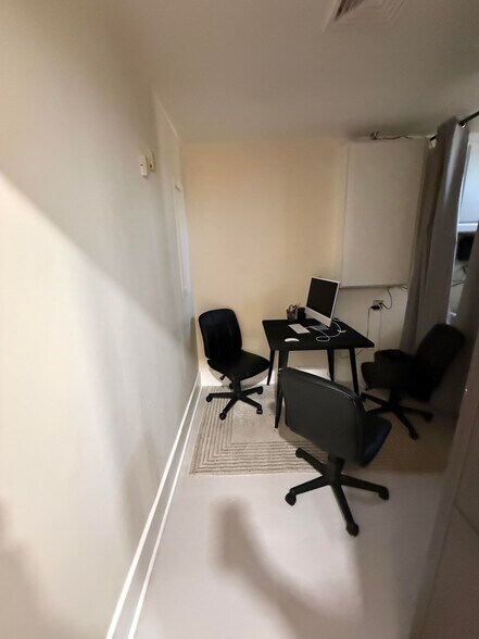 More Photos Of 288 Walnut St, Newton Office For Lease