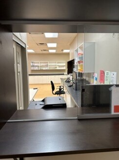 More Photos Of 1440 Main St E, Hamilton Storefront For Lease