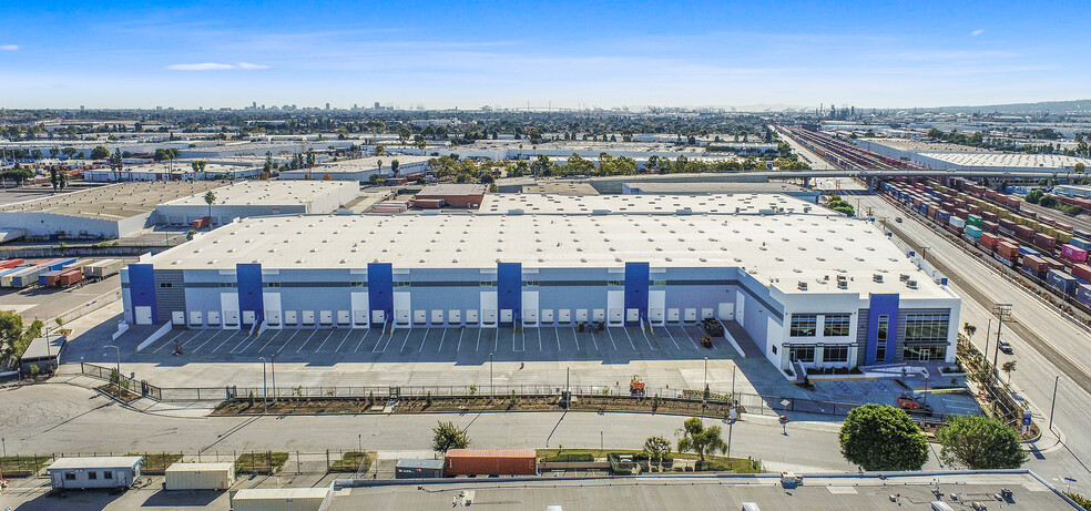 Primary Photo Of 20100 S Alameda St, East Rancho Dominguez Warehouse For Lease