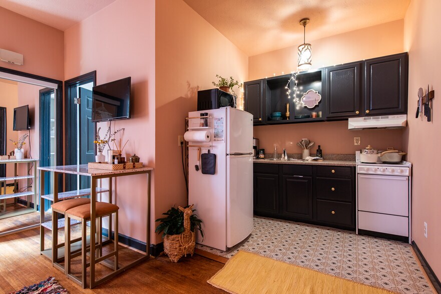 More Photos Of 1225 S 6th St, Louisville Apartments For Sale