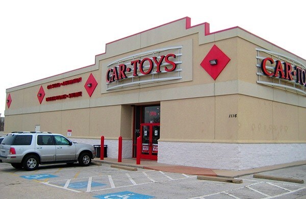 More Photos Of 1116-1118 W Arbrook Blvd, Arlington Freestanding For Lease