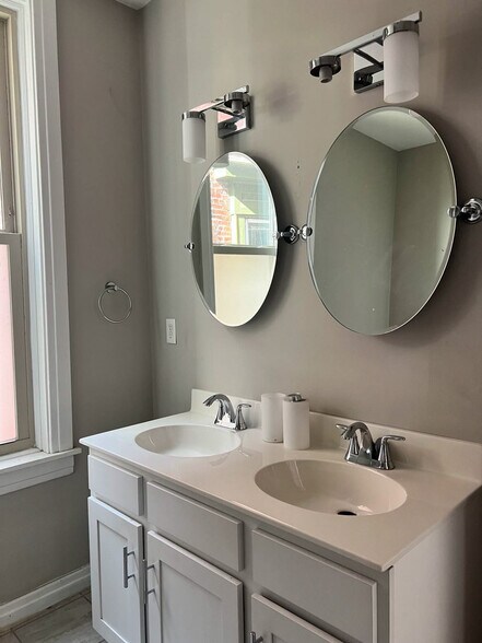 More Photos Of , Harrisburg Multifamily For Sale