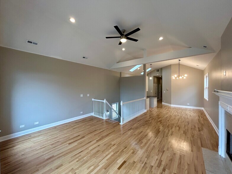 More Photos Of 5331 S Calumet Ave, Chicago Apartments For Sale