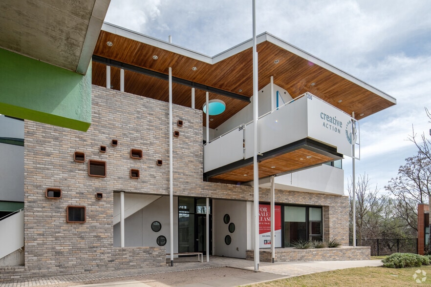 More Photos Of 2921 E 17th St, Austin Loft Creative Space For Sale