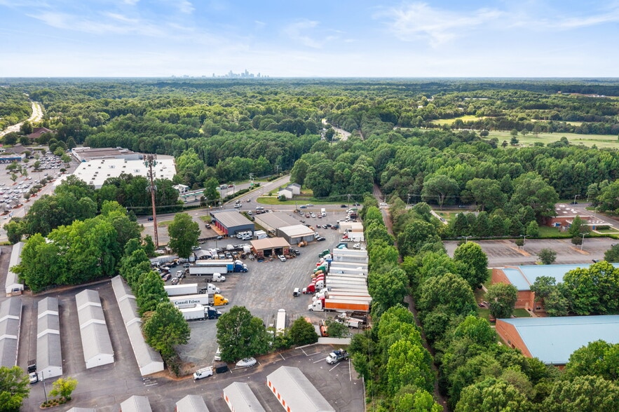 More Photos Of 7226 Harrisburg Rd, Charlotte Warehouse For Sale