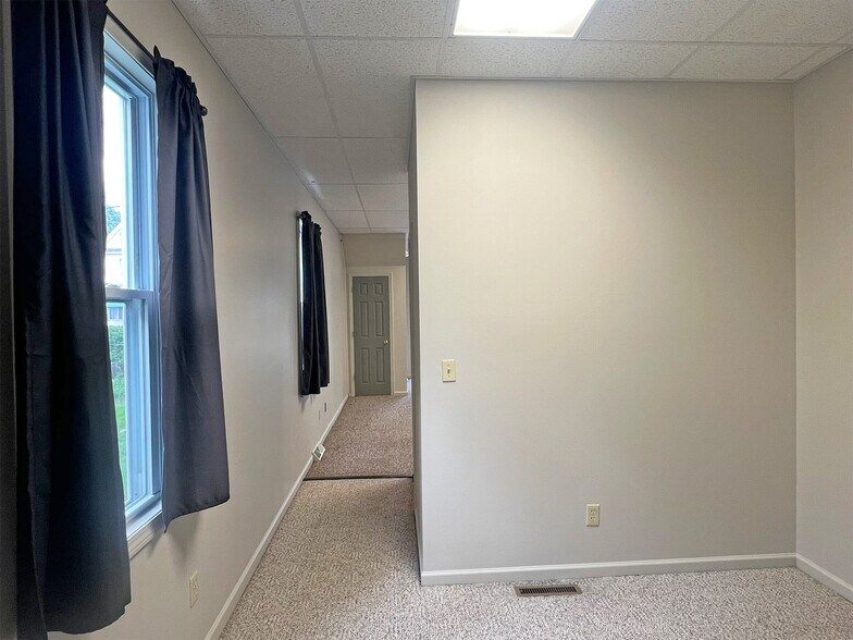 More Photos Of 2931 Maple St, Erie Multifamily For Sale