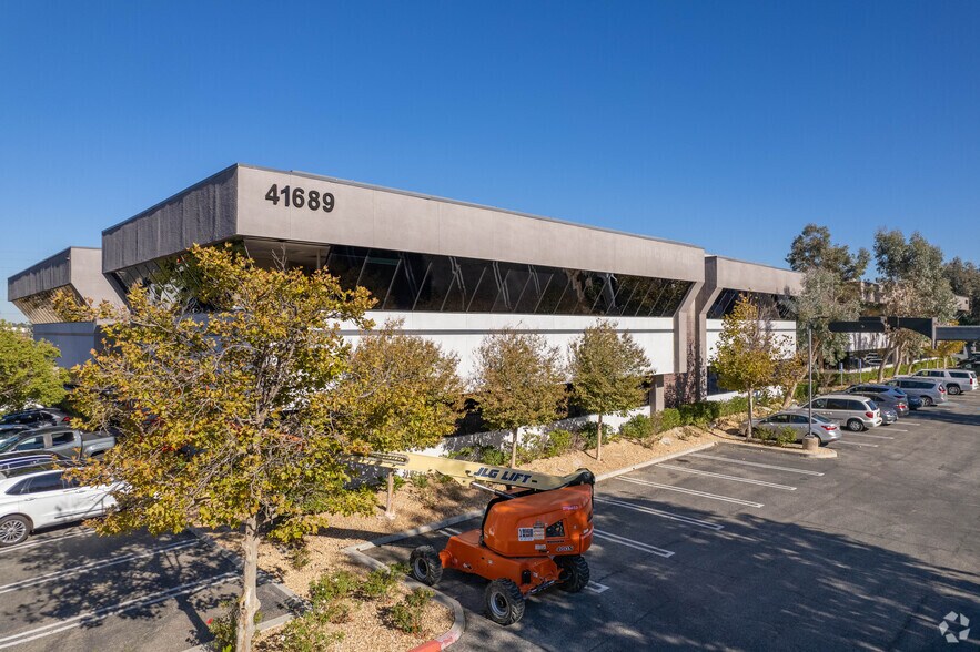 More Photos Of 41715 Enterprise Cir N, Temecula Unknown For Lease