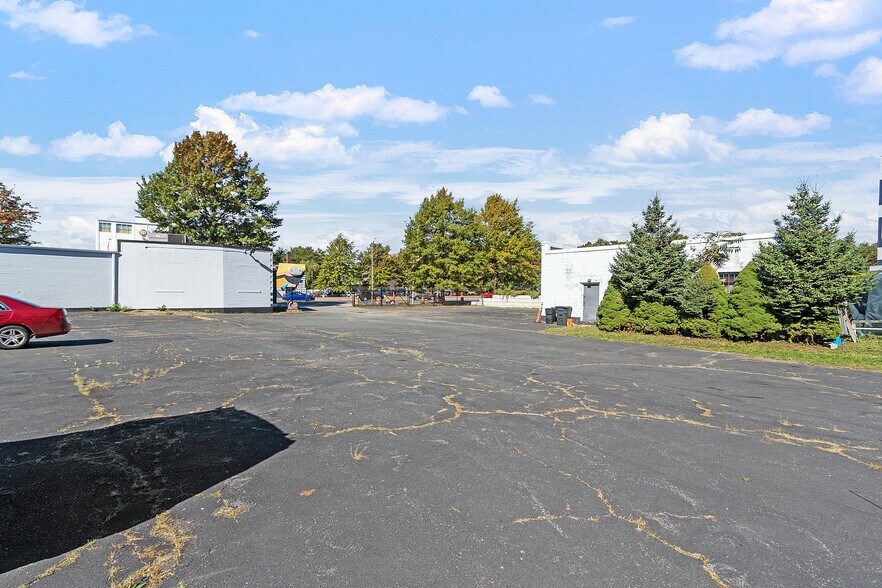 More Photos Of 260-276 Lynnway, Lynn Manufacturing For Sale