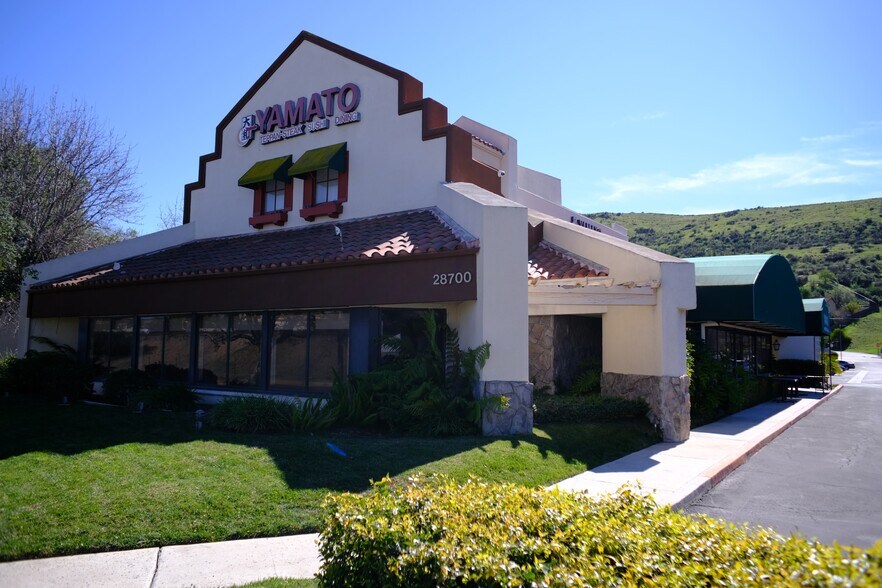 More Photos Of 28700-28716 Roadside Dr, Agoura Hills Unknown For Lease