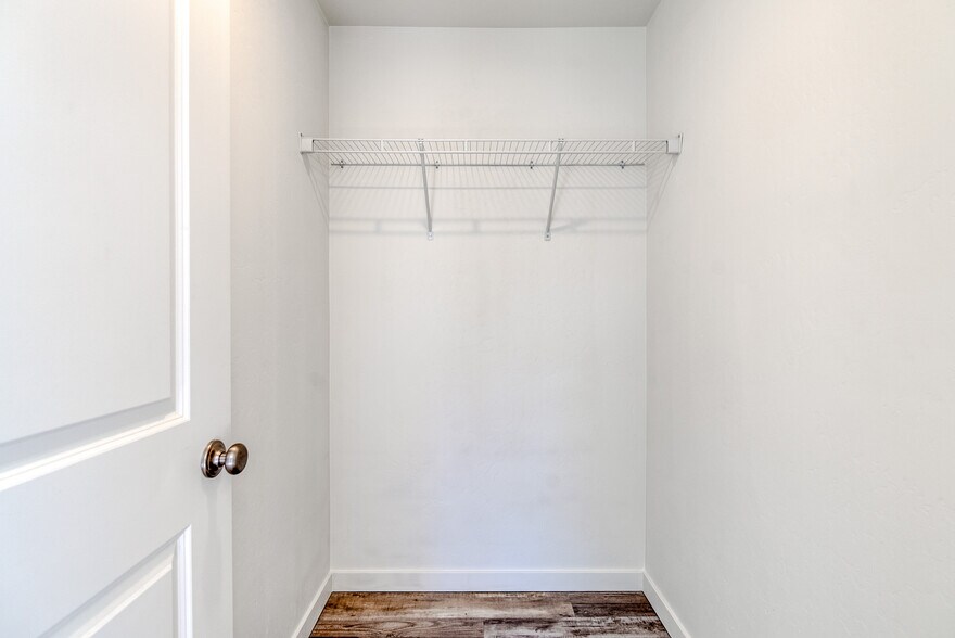 More Photos Of 128 E Evergreen Dr, Kalispell Apartments For Sale