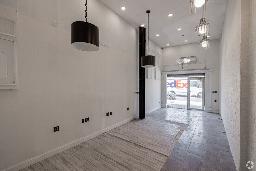 More Photos Of 4748 Broadway, New York Storefront For Lease