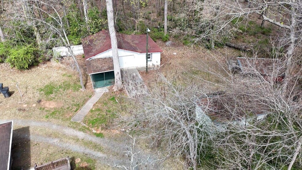 More Photos Of 4924 Freedom Dr, Charlotte Flex For Sale