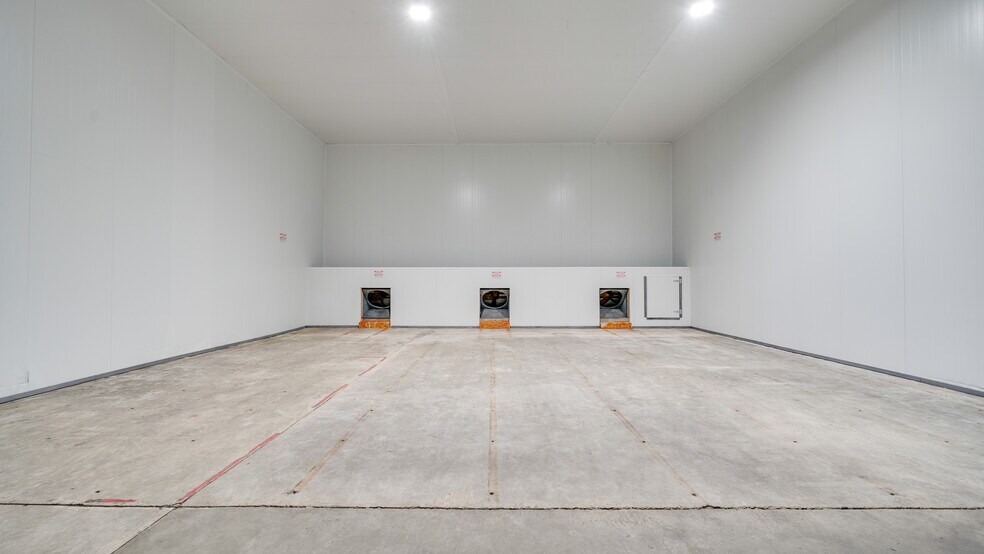 More Photos Of 2476 GA-76 Hwy, Adel Warehouse For Sale