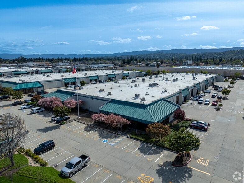 More Photos Of 1160 Industrial Rd, San Carlos Research And Development For Lease