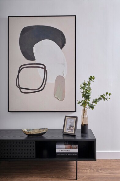 More Photos Of 12 Bryant St, London Apartments For Sale