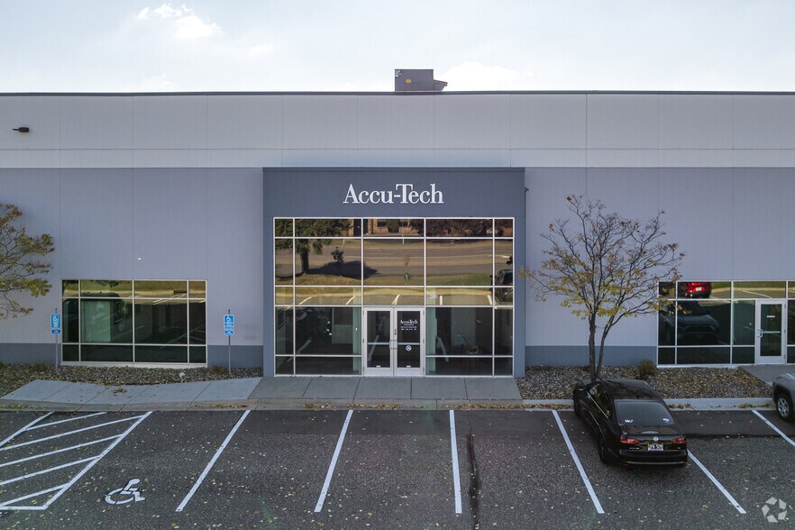 More Photos Of 9775 85th Ave N, Maple Grove Warehouse For Lease