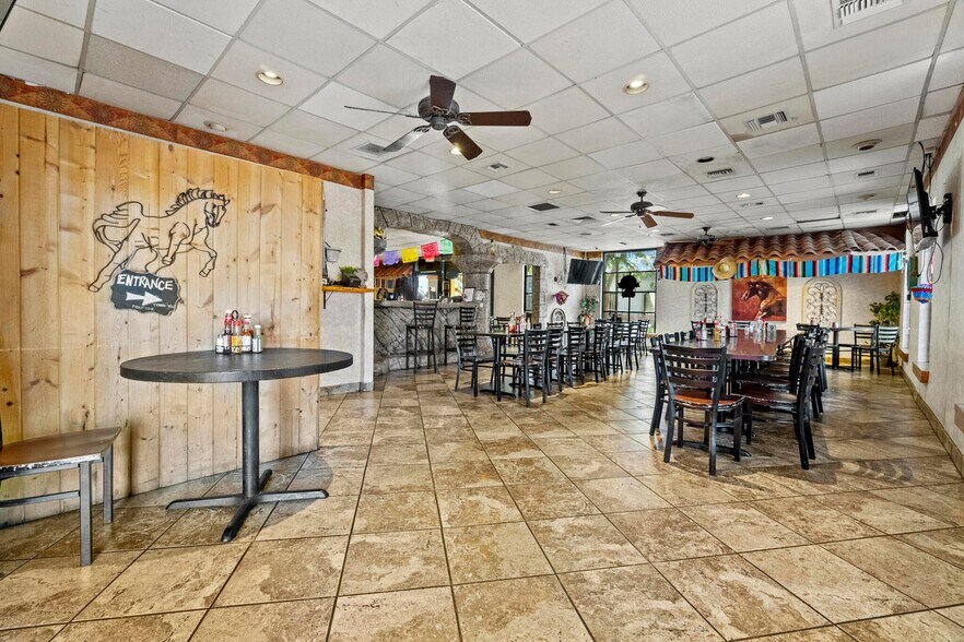More Photos Of 200 N J St, Tulare Restaurant For Lease