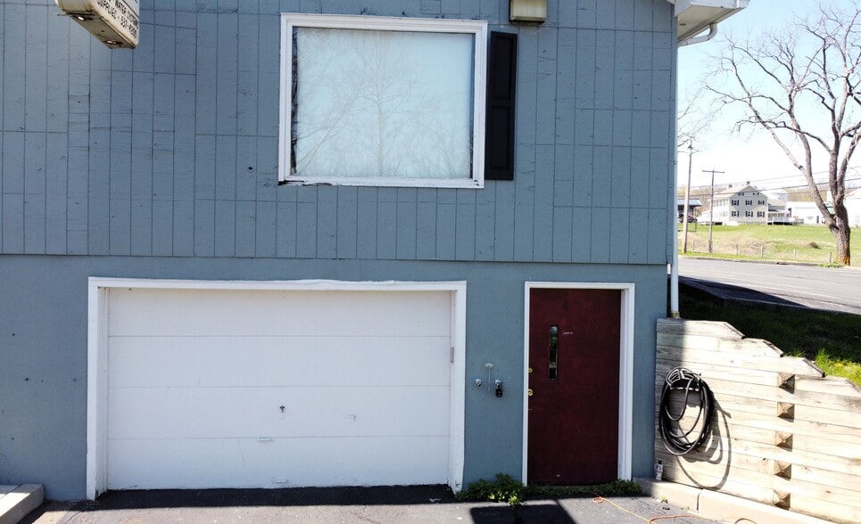 More Photos Of 200 Main St, Glen Gardner Office For Sale