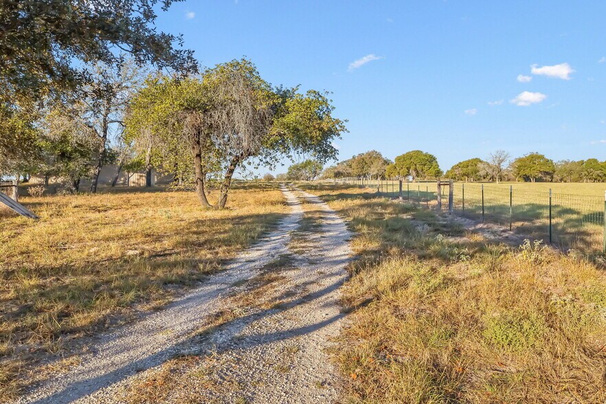 More Photos Of 25743 Campbellton rd, San Antonio Land For Sale